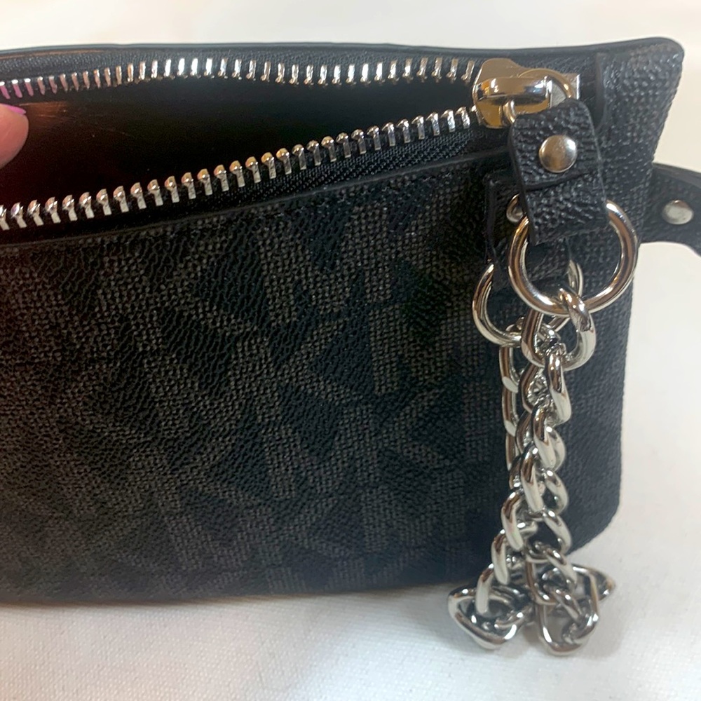 NWT Michael Kors Belt Bag XL Black and Gray Adjustable - Picture 7 of 9